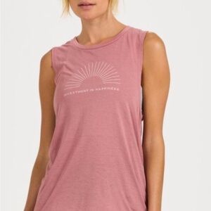 Vuori Women's Mauve Muscle Tee